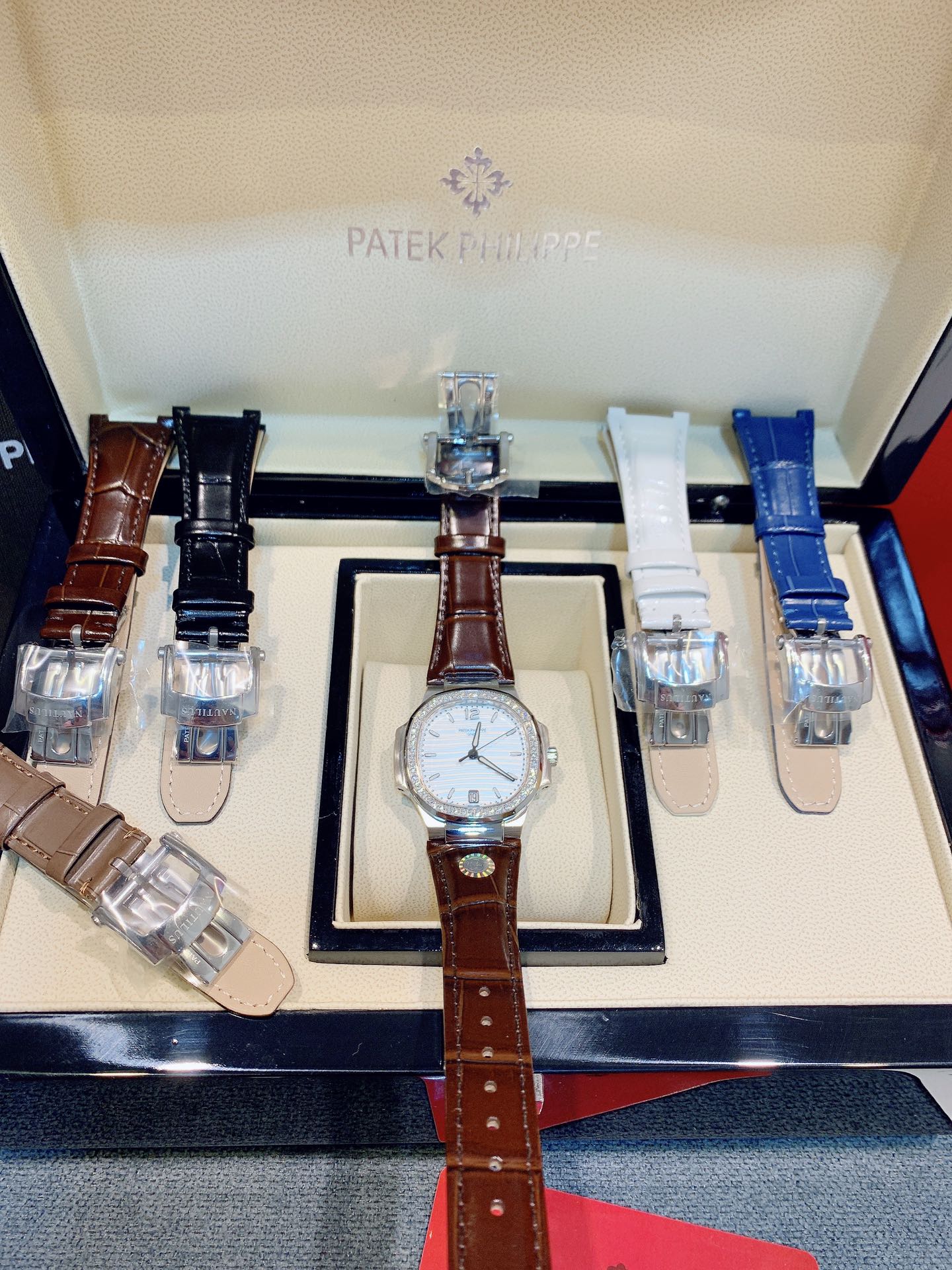 PATEK PHILIPPE Watches